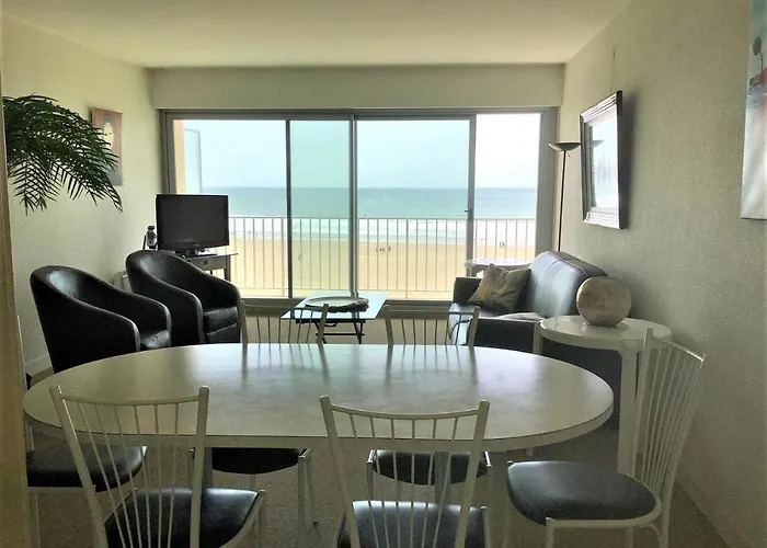 公寓 Le Calypso 莱萨布勒-多洛讷